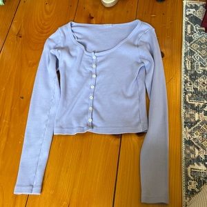 Long sleeve light purple top